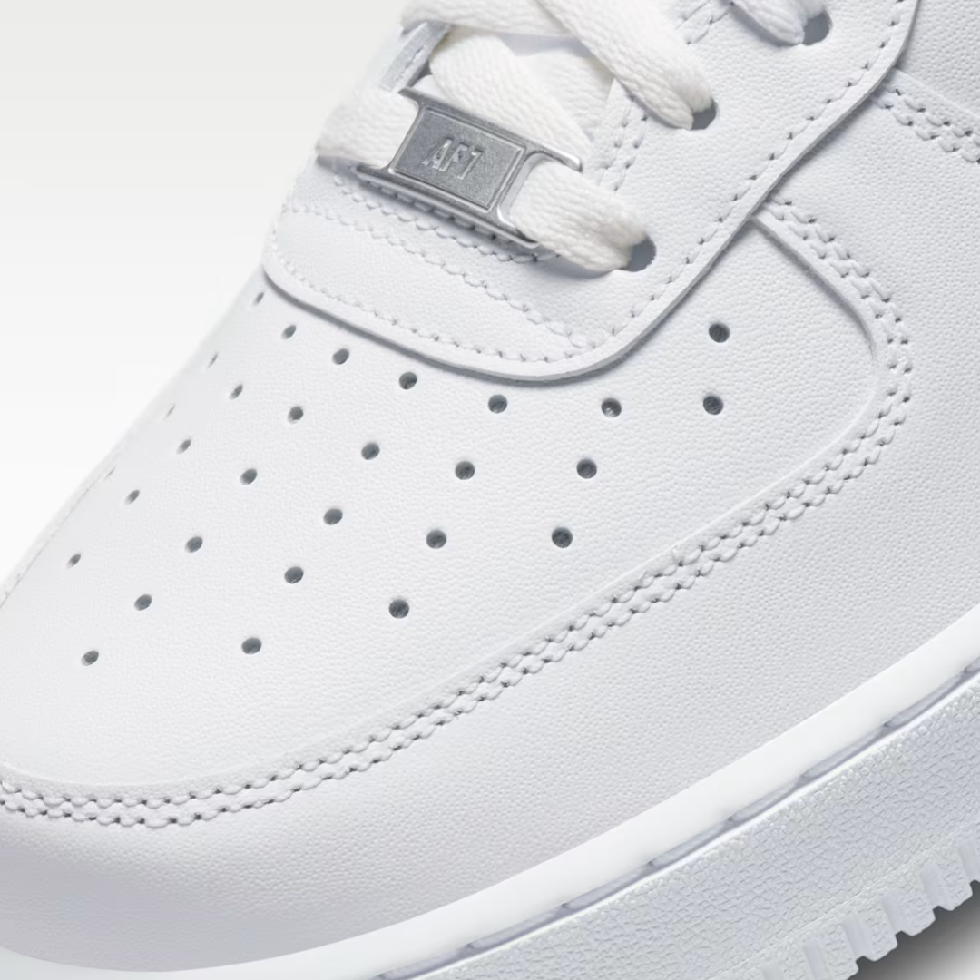 Nike Air Force 1 '07